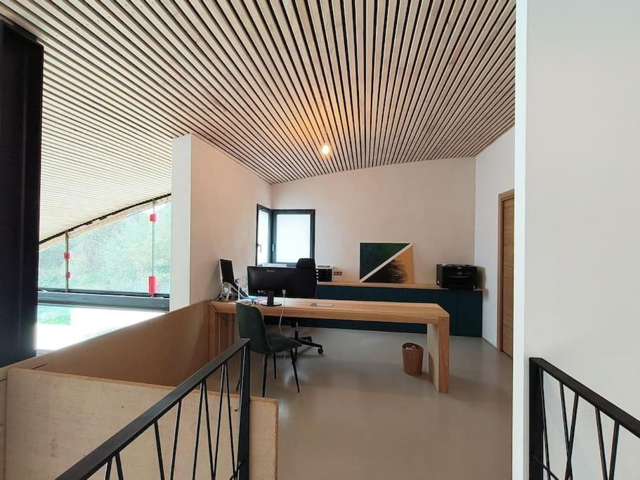 Industrial Luxury Nimes & Arles Villa Beaucaire  Exterior photo